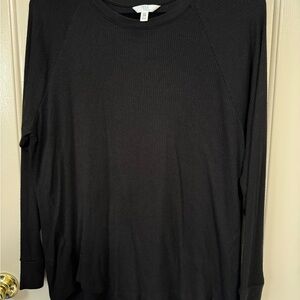 Time and Tru Classic Black Top